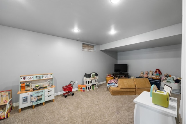 2518 1st Ave NE, Cedar Rapids, IA 52402 - game room featuring carpet and recessed lighting