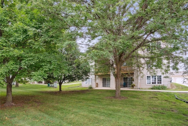 780 Magnolia Ln Unit 4, Marion, IA 52302 - view of grassy yard