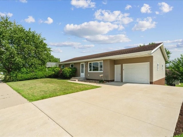 1175 F Ave, Marion, IA 52302 - single story home with a garage, driveway, and a front lawn