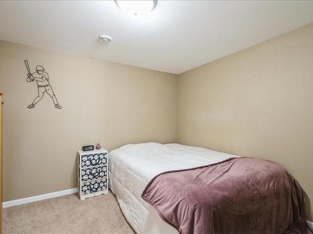 1175 F Ave, Marion, IA 52302 - carpeted bedroom featuring baseboards