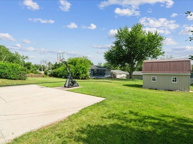 1175 F Ave, Marion, IA 52302 - view of yard with basketball hoop