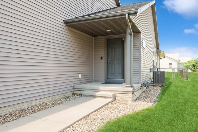 5616 Dostal Dr SW, Cedar Rapids, IA 52404 - property entrance