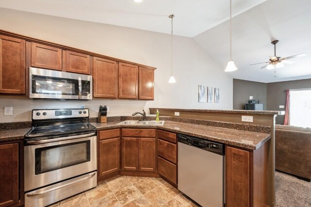 5616 Dostal Dr SW, Cedar Rapids, IA 52404 - photo 11