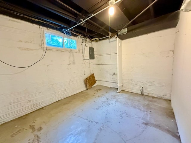 423 S 7th Ave, Iowa City, IA 52245 - view of basement