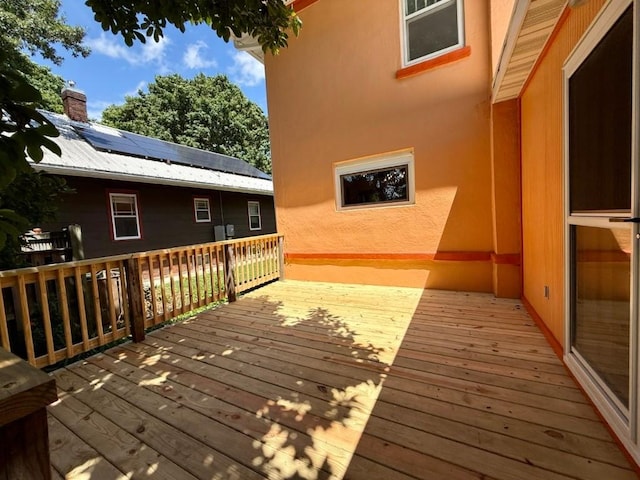 423 S 7th Ave, Iowa City, IA 52245 - view of deck