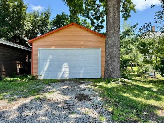 423 S 7th Ave, Iowa City, IA 52245 - view of detached garage