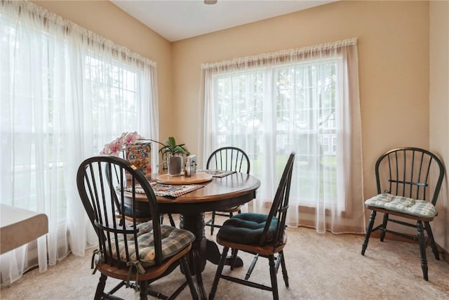 4555 Westchester Dr NE Unit B, Cedar Rapids, IA 52402 - view of dining area