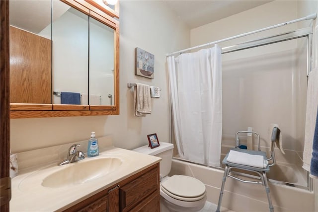 4555 Westchester Dr NE Unit B, Cedar Rapids, IA 52402 - bathroom with shower / bath combo and vanity