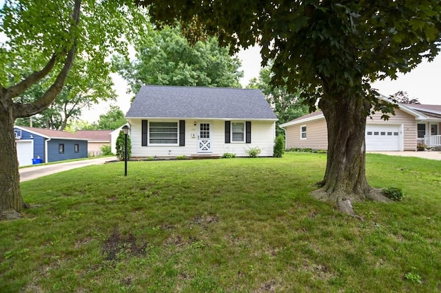 1135 Maplecrest Dr, Marion, IA 52302 - single story home with a front yard and a garage
