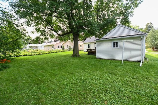 1135 Maplecrest Dr, Marion, IA 52302 - view of green lawn