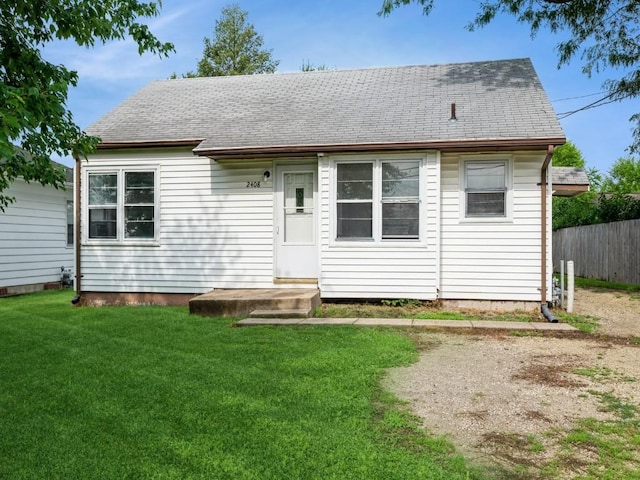 2408 J St SW, Cedar Rapids, IA 52404 - view of front facade featuring roof with shingles