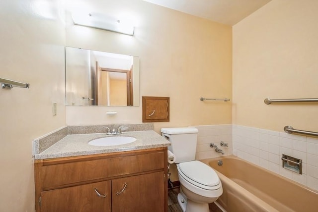 2029 Knollshire Rd NE, Cedar Rapids, IA 52402 - full bath with a bath and vanity