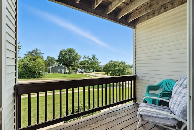 3060 Wilson Ave SW Unit 7, Cedar Rapids, IA 52404 - wooden deck featuring a yard