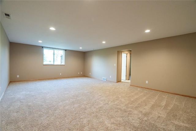 6045 Ridgewood Meadows Ln NE, Cedar Rapids, IA 52411 - unfurnished room featuring recessed lighting and light carpet