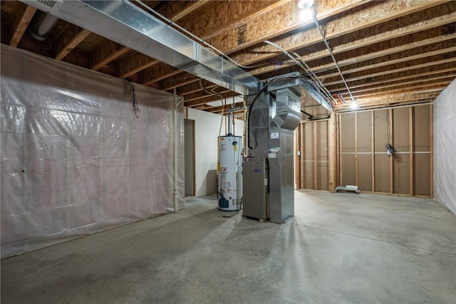 6045 Ridgewood Meadows Ln NE, Cedar Rapids, IA 52411 - unfinished basement featuring heating unit and gas water heater