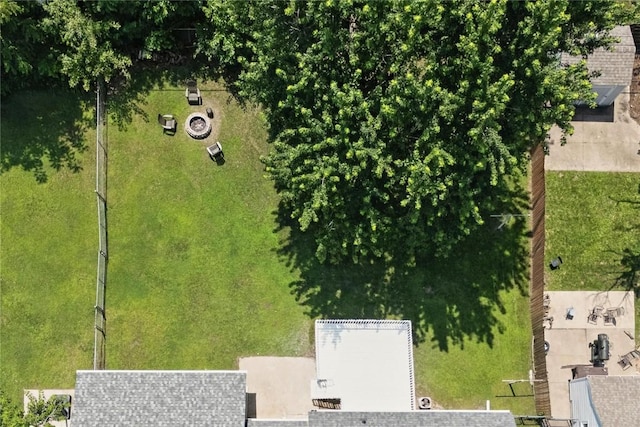 1039 27th St NE, Cedar Rapids, IA 52214 - drone / aerial view