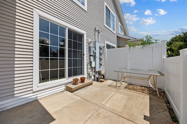 1167 74th St NE, Cedar Rapids, IA 52402 - view of patio