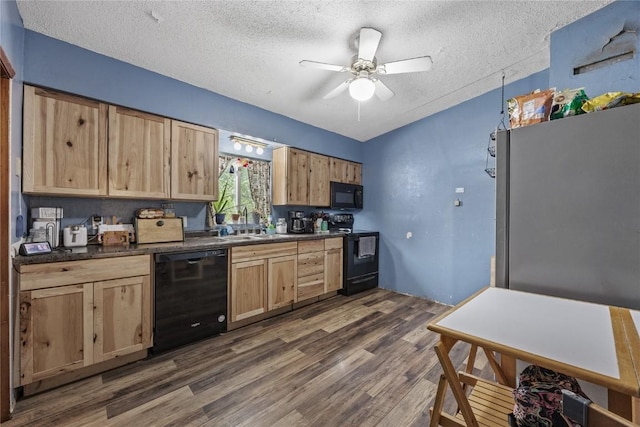 3135 115th St, Riverside, IA 52327 - photo 4
