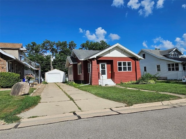 3033 E Ave NE, Cedar Rapids, IA 52402 - photo 1