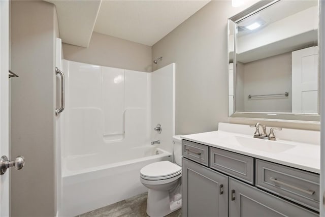 1627 Settlers Dr, Marion, IA 52302 - full bath with vanity and tub / shower combination