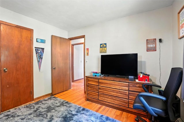 2153 Echo Hill Rd, Marion, IA 52302 - office with wood finished floors and baseboards