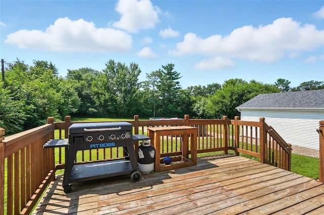 2153 Echo Hill Rd, Marion, IA 52302 - view of wooden deck