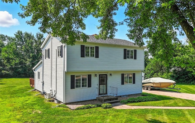 2153 Echo Hill Rd, Marion, IA 52302 - colonial home with a front lawn