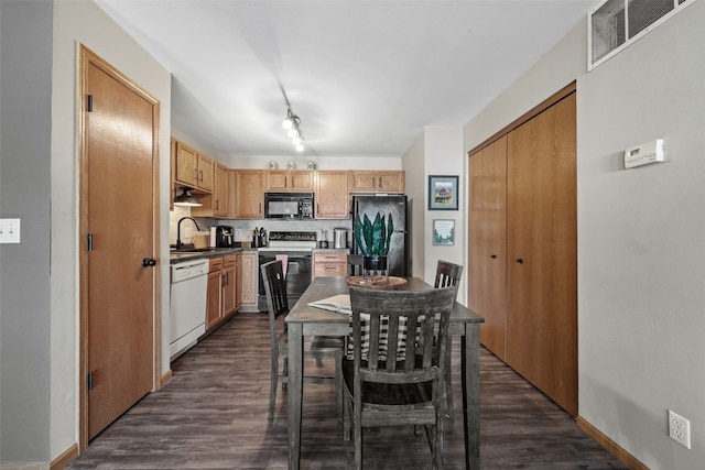 6715 Creekside Dr NE Unit 5, Cedar Rapids, IA 52402 - photo 8