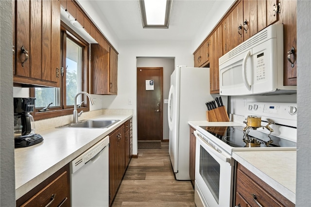 1704 Pikes Peak Ct NE, Cedar Rapids, IA 52402 - photo 7