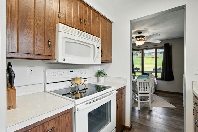 1704 Pikes Peak Ct NE, Cedar Rapids, IA 52402 - photo 8