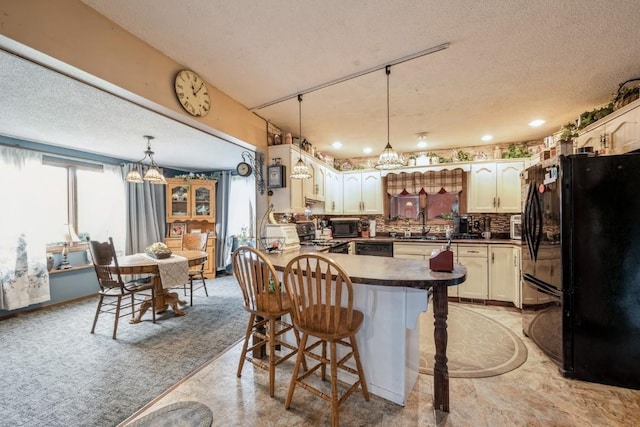 202 W S St, Marengo, IA 52301 - photo 10