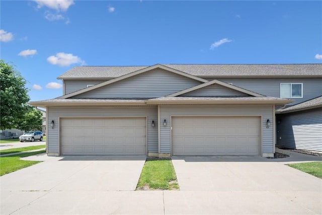 41 Woodstone Ln SW, Cedar Rapids, IA 52404 - photo 1