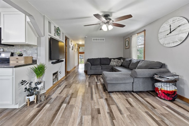 505 E 2nd St, Vinton, IA 52349 - photo 5