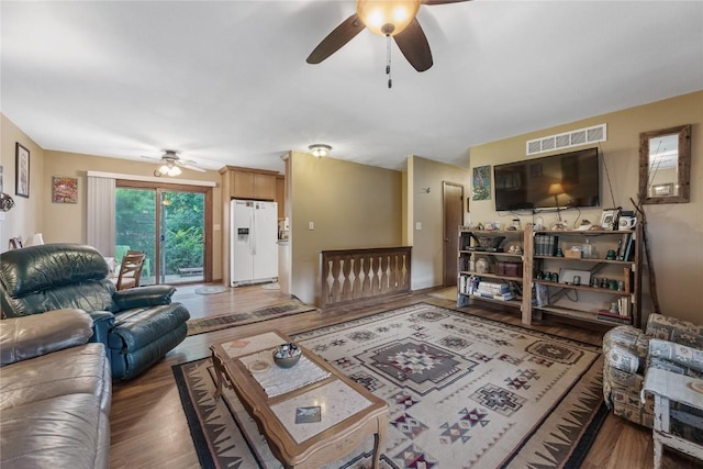 2124 Palmer Cir, Iowa City, IA 52240 - photo 5