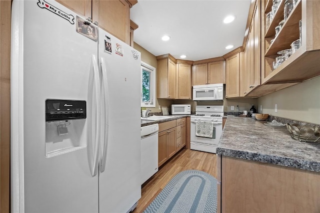 2124 Palmer Cir, Iowa City, IA 52240 - photo 7