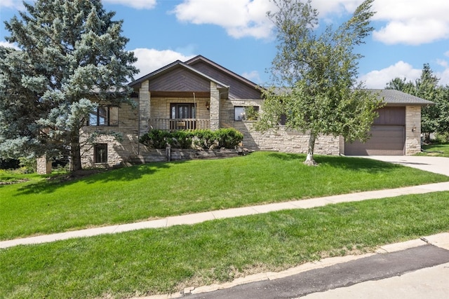 2925 Adirondack Dr NE, Cedar Rapids, IA 52402 - photo 1