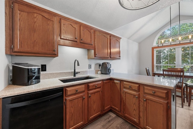4735 Westchester Dr NE Unit C, Cedar Rapids, IA 52402 - photo 9