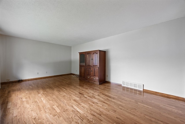 203 C Ave, Hiawatha, IA 52233 - photo 3