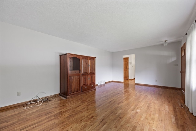 203 C Ave, Hiawatha, IA 52233 - photo 5