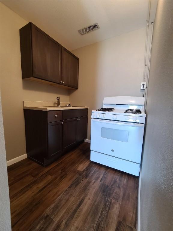 605 4th St SW, Cedar Rapids, IA 52404 - photo 21