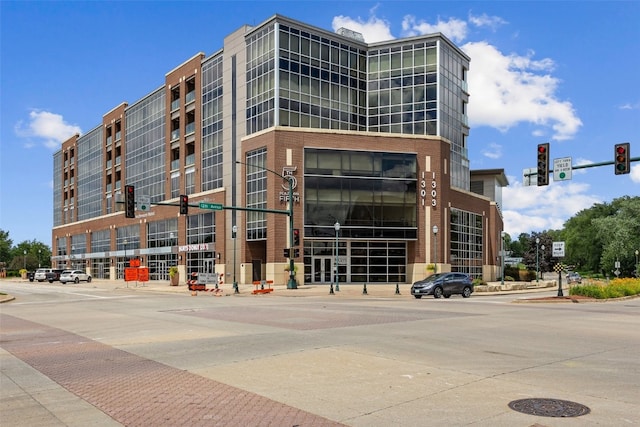 1303 5th St Unit 604, Coralville, IA 52241 - photo 1