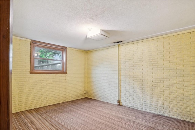 2625 Towne House Dr NE, Cedar Rapids, IA 52402 - photo 21