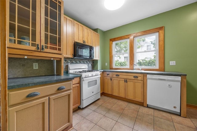 1112 Elmhurst NE, Cedar Rapids, IA 52402 - photo 12