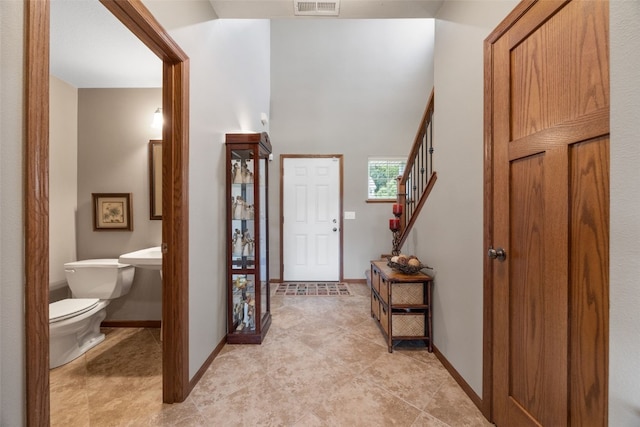 402 Cimarron Dr NE, Hiawatha, IA 52233 - photo 2