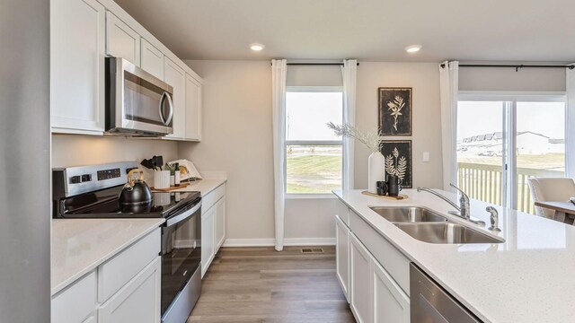 2841 Mary Dr, Hiawatha, IA 52233 - photo 7
