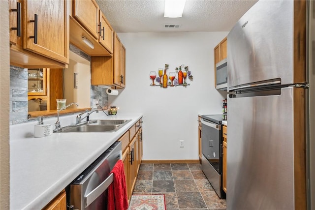 1240 44th St Unit B, Marion, IA 52302 - photo 10