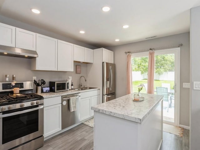 2525 Linwood St SW, Cedar Rapids, IA 52404 - photo 5