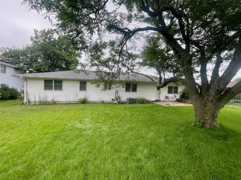 3005 29th Ave, Marion, IA 52302 - photo 4