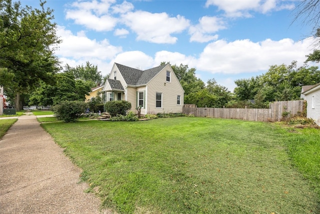 3218 C Ave NE, Cedar Rapids, IA 52402 - photo 3