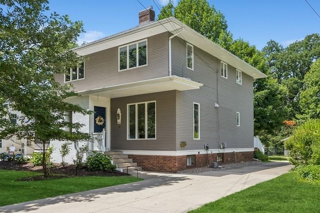 319 Hutchinson Ave, Iowa City, IA 52246 - photo 1